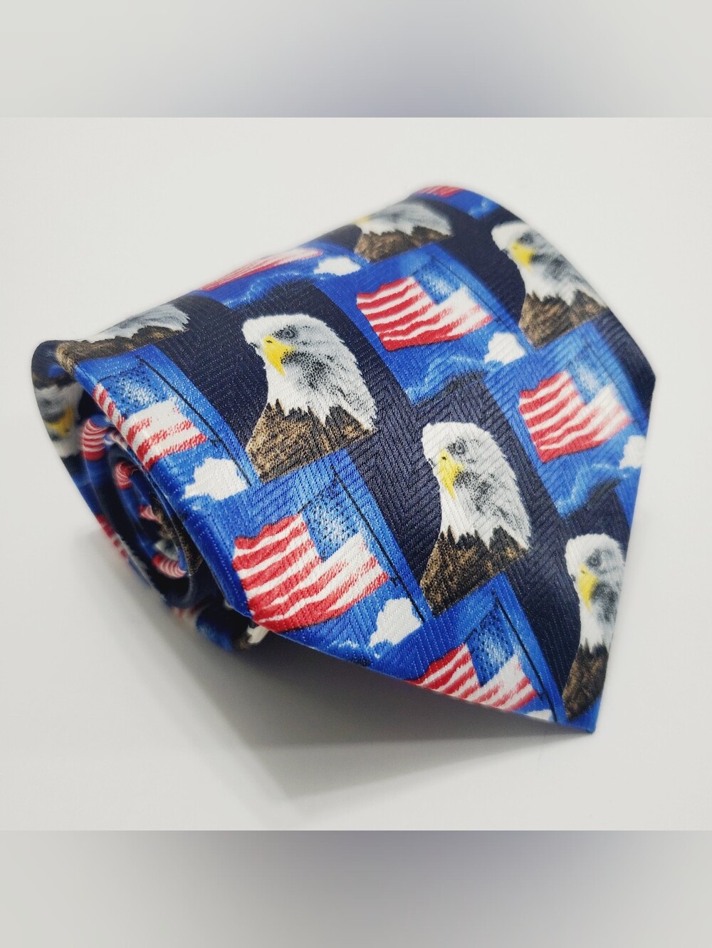 Parquet Selini Men's Patriotic Neck Tie Bald Eagle & US Flag Pattern 57x4"